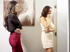 Brunetka, Evropské, Prstění, Líbání, Lesbické, Orgasmus, Punčochy