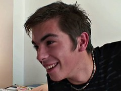 Grosser schwanz, Tschechisch, Doppelpenetration, Oma, Behaart, Milf, Realität, Flotter dreier