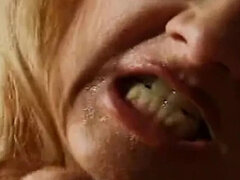 Store bryster, Blondine, Klassisk, Dildo, Mor jeg gerne vil kneppe, Udendørs, Billig tøs, Strapon