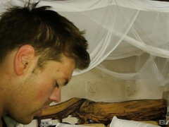 Morena, Corridas, Corridas faciales, Latina, Trio