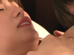 アジア人, フェラチオ, カップル, 指いじり, 淫乱熟女, 小柄, オマンコ