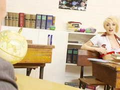 18, Blondína, Spermie v puse, Péro, Hardcore, Hd, Pička, Uniforma