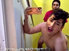 18 ans, Amateur, Éjaculation interne, Homosexuelle, Poilue, Nue  à poil, Pov, Adolescente