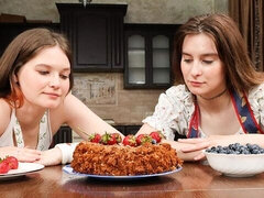 18 jahre, Fingern, Lingerie, Muschi, Rasiert, Dürr, Entkleiden, Jungendliche (18+)