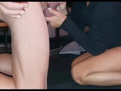 Cumshot in mouth, 2 strangers, filled condom