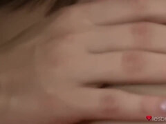 Cul, Sucer une bite, Brunette brune, Plantureuse, Classique, Mignonne, Lesbienne, Naturelle