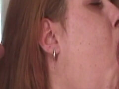 Belle grosse femme bgf, Sucer une bite, Rousse roux, Plan cul à trois
