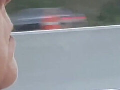 Coche, Madura, Ama de casa, Madres para coger, Tetas naturales, Al aire libre, Fumando, Esposa