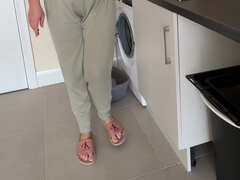 Enthousiasteling, Grote kont, Blond, Vrouw, Masturbatie, Moeder die ik wil neuken, Pissen, Alleen