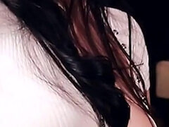 Asiatique, Gros seins, Sucer une bite, Éjaculer dans la bouche, Public