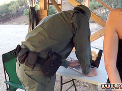 Vonku, Polícia, Uniforma