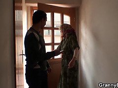 Lunettes, Mamie, Mature, Mère que j'aimerais baiser, Maman, Réalité