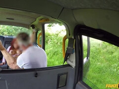 Jennifer Keelings gets eaten out and shagged in the taxi