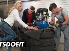 Arsch, Grosse titten, Tschechisch, Europäisch, Familie, Reif, Milf, Titten
