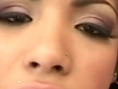 Duże cycki, Obciąganie, Puma, Wytrysk, Dojrzałe, Mamuśka, Cycki