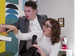 Gros seins, Blonde, Sucer une bite, Homme nu et filles habillées, Léchez, Mère que j'aimerais baiser, Bureau, Chatte