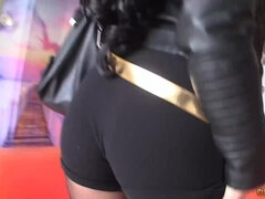 69, Velika rit, Fafanje, Škornji, Evropska, Obrito, Tetovaže, Joške