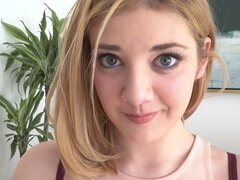 In den arsch, Blondine, Blasen, Fingern, Handjob, Rasiert, Entkleiden, Jungendliche (18+)