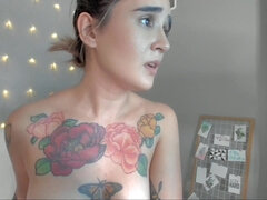 18, Amatør, Brunette, Sød, Onani, Nøgenhed, Naturlige bryster, Teenager