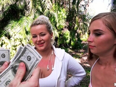 Velika rit, Velik kurac, Fafanje, Doggystyle, Denar, Naravne joške, Najstnice, Joške