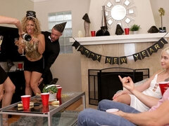 Culo, Rubia, Mamada, Peludo, Masturbación, Pov, Tatuaje, Adolescente