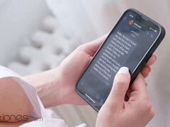 Μεγάλος κώλος, Μεγάλα βυζιά, Πίπα, Σε στάση σκύλου στα τέσσερα, Γλείψιμο, Φυσικά βυζιά, Οργασμός, Η σύζυγος