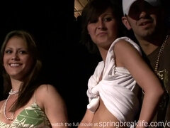 Blondi, Lukio, Kisa, Ex girl friend, Viaton, Julkinen, Oppilas, Märkä