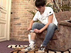 Skinny Natalia Nix fucks her stepbro