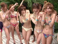 Asiatique, Doigter, Embrassement, Lesbienne, Nue  à poil, Seins naturels, Maigrichonne, Dénudage