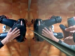 Amatör, Avsugning, Bondage, Sperma i munnen, Latex, Mask, Stockings, Bunden