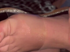 Leie, Spermaladung, Fußfetisch, Deutsch, Handjob, Ehefrau