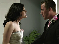 Brunett, Doggystyle, Klänning, Klackar, Kysser, Onani, Milf, Tuttar