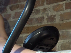 Ερασιτέχνης, Ασιάτης, Γυναικεία επιβολή, Γυμναστήριο, Ξεφτιλισμός, Κάλτσες