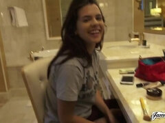 Creampie, Dávení penisem, Tvrdé kecy, Na obličej, Ženský, Poprvé, Hardcore, Drsné akce