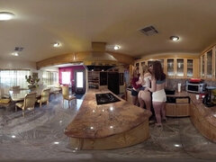 Stor rumpe, Blond, Kukk suging, Brunette, Hd, Synsvinkel