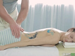 18, Perse, Suihinotto, Takaapäin, Hieronta, Luonnolliset tissit, Laiha, Teini