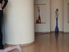 Amatoriale, Cfnm, Facesitting, Dominazione femminile, Mamma che vorrei scoparmi, Cavalcando, Schiavo