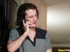 Mooi, Grote mammen, Bruinharig, Diep in de keel, Tepels, Orgasme, Gezichtspunt, Tatoeage