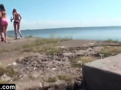 Cul, Brunette brune, Plantureuse, Classique, Hd, Lesbienne, De plein air, Plan cul à trois