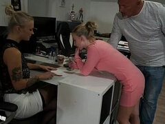 18 ans, Blonde, Allemand, Hd, Tatouage, Allumeuse, Adolescente, Nénés