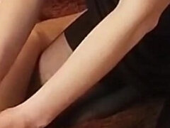 18 jahre, Leie, Braunhaarige, Spermaladung, Handjob, Zierlich, Strümpfe