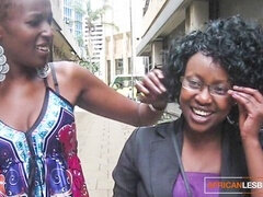 Africano, Amateur, Negro, Lesbiana, Coño, Paja con tetas