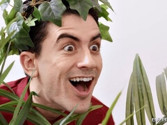 Grote mammen, Bruinharig, Brillen, Lesbisch, Kantoor, Slipje, Feest, Onder de rok