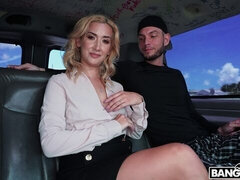 Amatoriale, Culo grosso, Grande cazzo, Pompino, Macchina, Da dietro, Ragazza, Tette