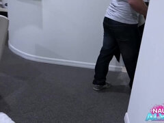 Stora tuttar, Sperma shot, Ansiktsbehandling, Hardcore, Milf, Naturliga tuttar, Tatuering, Tuttar