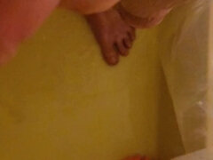 Amatőr, Fürdőszoba, Maszti, Egyedül