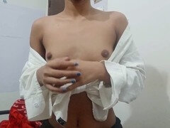 18 ans, Robe, Doigter, Indienne, Masturbation, Orgasme, Petite femme, Jarretelles
