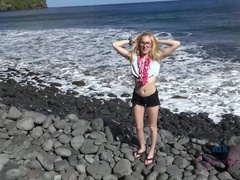 Strand, Blondin, Flickvän, Hårig, Kysser, Utomhus, Pov, Svälja