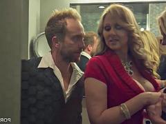 Julia Ann - Hollywood Hook Up