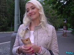 Vakker, Stor kukk, Blond, Tjekkisk, Hardcore, Offentlig, Fitte, Våt
